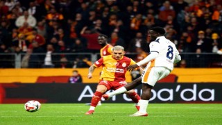 Trendyol Süper Lig: Galatasaray: 0 - RAMS Başakşehir: 0 (Maç devam ediyor)