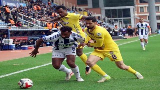 Trendyol Süper Lig: Kasımpaşa: 0 - Eyüpspor: 0 (Maç devam ediyor)