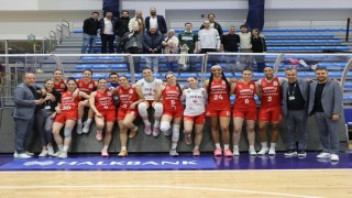Turgutlu Belediyespor şampiyonluğa bir adım daha yaklaştı