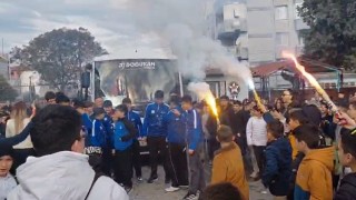 Türkiye şampiyonlarına Salihlide coşkulu karşılama