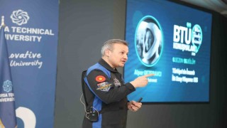 Türkiyenin ilk astronotu Alper Gezeravcı BTÜ öğrencileriyle buluştu