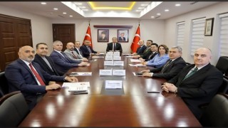 Uluslararası Adana Portakal Çiçeği Karnavalı hazırlıkları değerlendirildi