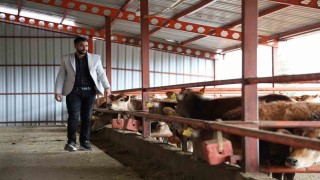 Üniversiteyi yarıda bıraktı, dede mesleğini ileriye taşımaya başladı