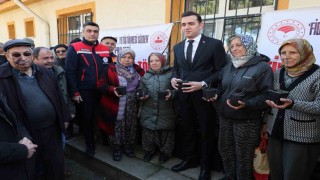 Üreticilere ücretsiz fidan dağıtımı yapıldı