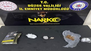 Uyuşturucu satıcısı 2 kişi tutuklandı