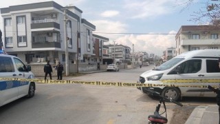 Uzaklaştırma kararını kaldırttığı kocası tarafından bıçaklanan kadın ağır yaralandı