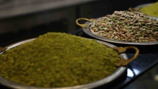 Uzmanından ‘ucuz tatlı uyarısı: Yer fıstığı ve kabak çekirdeğini fıstık diye satıyorlar