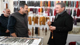 Vali Baruştan esnafa Ramazan ziyareti