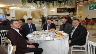 Vali Musa Işın ve il protokol üyeleri muhtarlarla iftarda buluştu