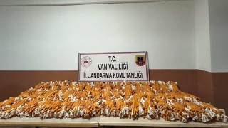 Vanda gümrük kaçağı malzeme ele geçirildi