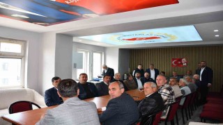 Vezirköprüde muhtarlar derneğinde seçim: Kılıç güven tazeledi