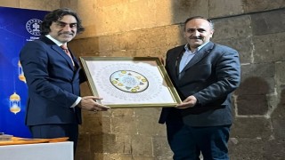 Yakutiye Medresesinde, tefekkür dolu bir buluşma