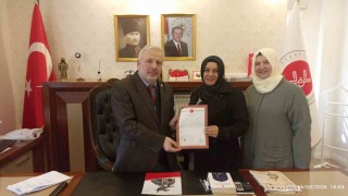 Yalovada şehit eşi evini Diyanet Vakfına bağışladı