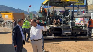Yarbaşı Beldesinde Yol Genişletme Çalışmaları Hızlandı