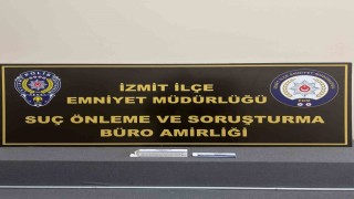 Yaşlıları romatizma kremiyle dolandırdı