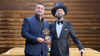 Yazar Akif Manaf’a “Doğayla Barış Ödülü” Verildi