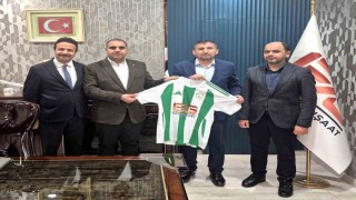 Yeşilyurtspordan göğüs sponsoruna ziyaret