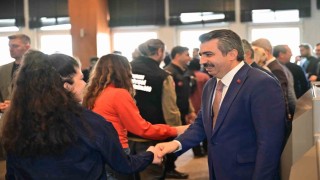 Yıldırım Belediye Başkanı Yılmaz, çalışanlarla bayramlaştı