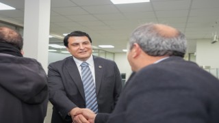 Yılmaz, belediye çalışanlarıyla bayramlaştı