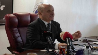 YÖK Başkan Prof. Dr. Erol Özvar, Lisans eğitiminin üç yıla indirilmesiyle alakalı daha somut adımlar atabileceğimize inanmaktayım