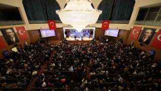 Yüreğirde gönüllere dokunan konser
