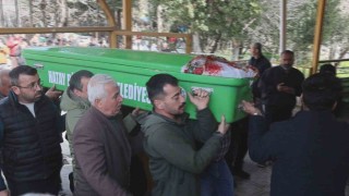 Yürek burkan kazada hamile kadını 5 ay önce evlendiği eşinden ölüm ayırdı