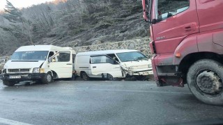 Zonguldak-Ankara yolunda buzlanma nedeniyle üç ayrı kaza: 10 yaralı