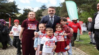 23 Nisan Bursada coşkuyla kutlandı