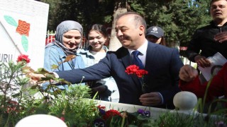 Adanada şehit polisler unutulmadı