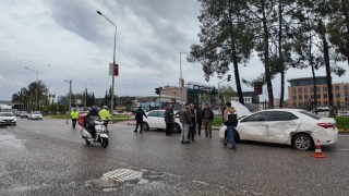 Adıyamanda dört araç bir birine girdi