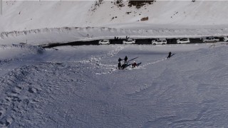 AFAD, Bahçesaray yolunda çığ incelemesi yaptı