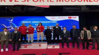Afyonlu güreşçi Türkiye şampiyonu oldu