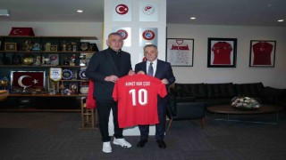 Ahmet Nur Çebiden, TFF Başkanı Hacıosmanoğluna ziyaret
