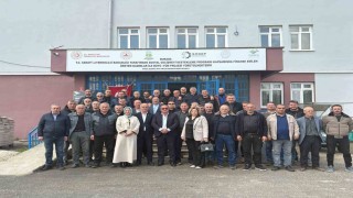 AK Parti Manyas ilçe teşkilatı muhtarlarla istişare toplantısı yaptı