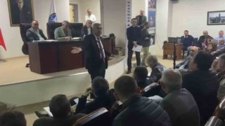 Akçakoca Belediye Meclisinde gergin anlar