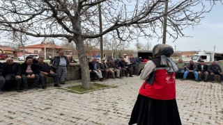 Aksarayda yaşlılara Yaşlı Sağlığı ve Aile İçi İletişim eğitimi veriliyor
