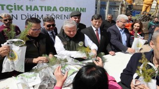 Aksarayın Mehmetçik Hatıra Ormanında 2 bin 500 fidan toprakla buluşturuldu