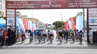 Alanyada ÜNİLİG Yol ve Dağ Bisikleti Türkiye Şampiyonası başladı