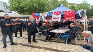 Alparslan Türkeş Salihlide dualarla anıldı