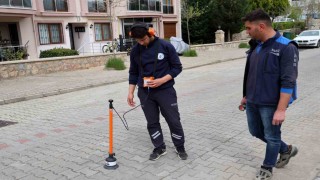 Altın değil, su kaçağı arıyorlar