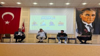 Altıntaş MYOda genç çiftçi fenomenler öğrencilerle buluştu