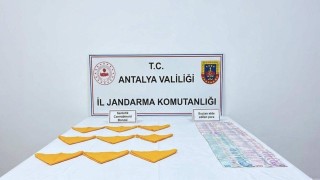Antalyada 25 bin 600 kullanımlık sentetik kannabinoid maddesi ele geçirildi