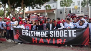 Antalyada okullara yapılan saldırılar protesto edildi