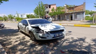Aracın önünü keserek sürücüyü darp ettiler