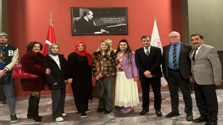 Atatürk Üniversitesi Alman Dili ve Edebiyatı Bölümünün Helezon: Karmaşık Duygular projesi sahnelendi