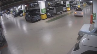 AVM otoparkında drift yapan 5 sürücüye 700 bin lira ceza, aynı suçu işleyen sürücü ehliyetinden oldu