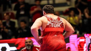 Avrupa Güreş Şampiyonasında 3 yarı final