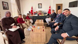Aydıntepede kaymakamlık koltuğuna minik öğrenciler oturdu