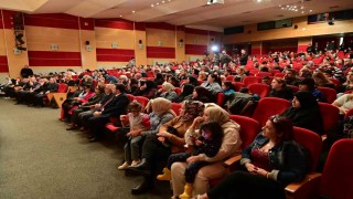 Bahçelievlerde Otizm Farkındalık Haftasında çocuklar performanslarını sergiledi