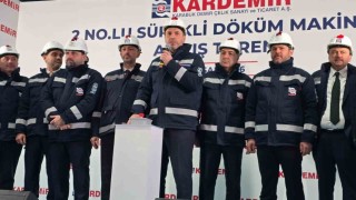 Bakan Bayraktar: Türkiye çok güçlü bir sanayiye sahip olmak zorunda